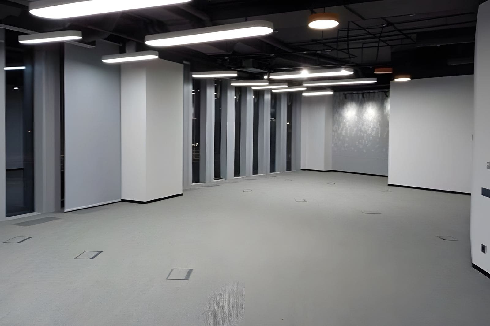Аренда офиса 100 квадратных метров в бизнес центре Хуамин Парк